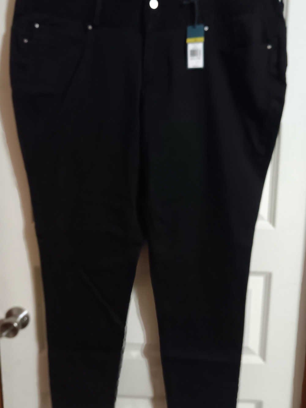 Red Camel Black Straight Leg Women’s Jeans